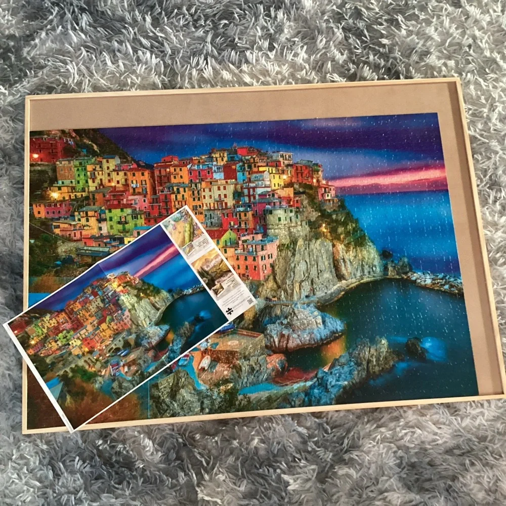 2000pc Puzzle - Picture 5 of 5